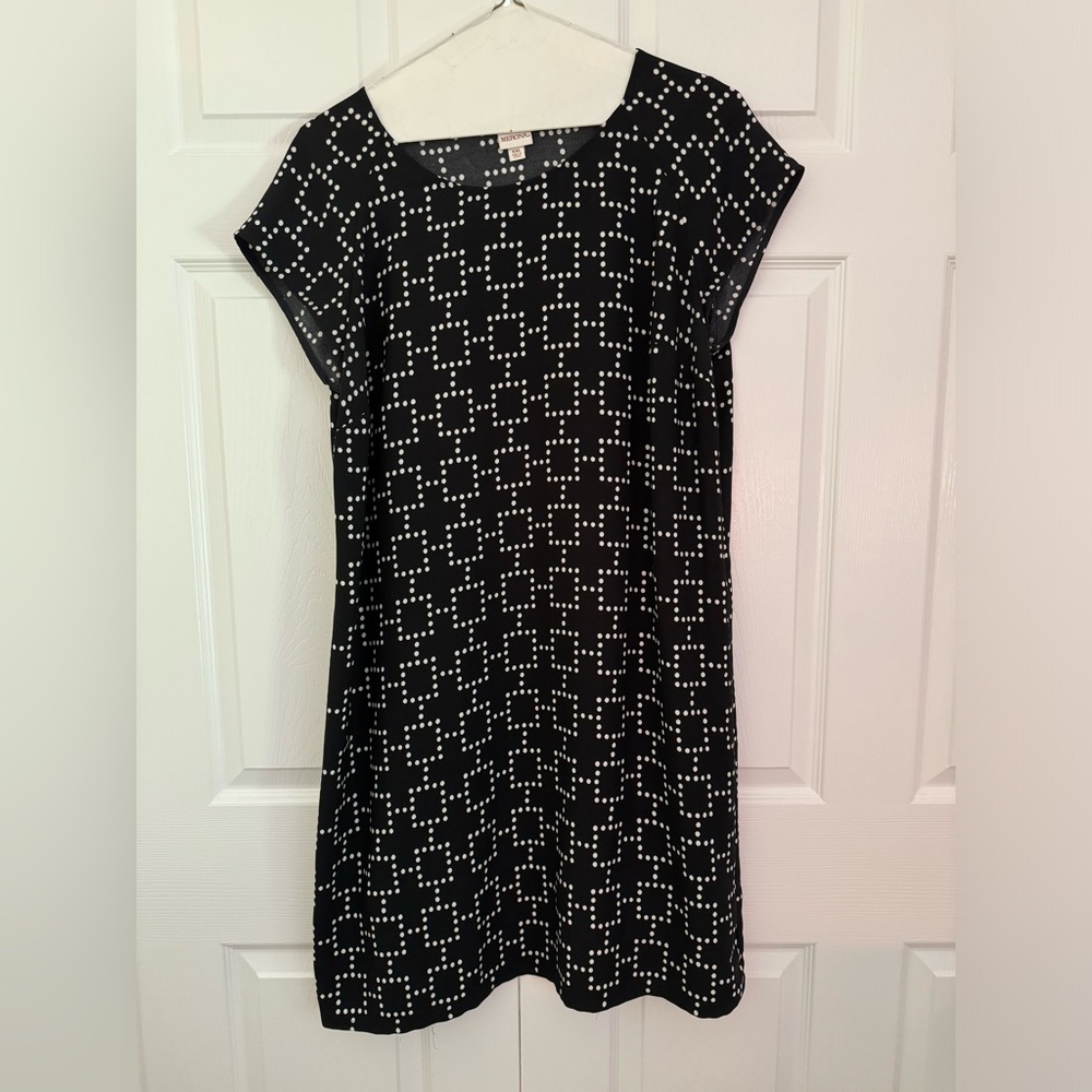 Gently used black and white Merona dress